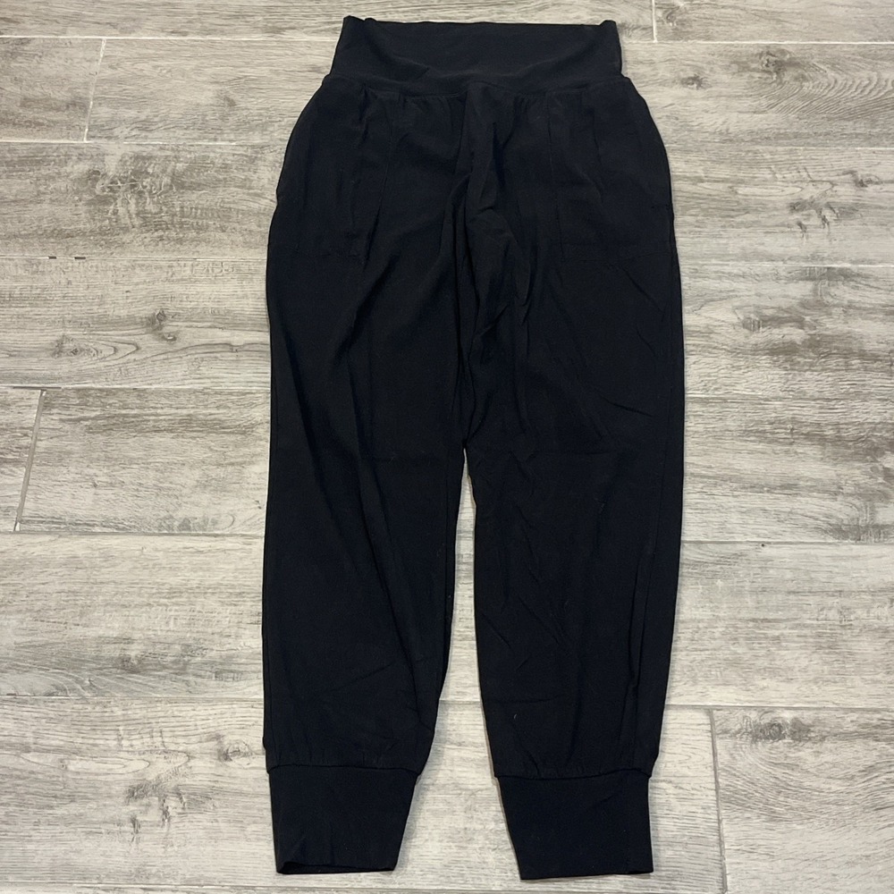 Athleta Salutation High Rise Jogger‎ in Powervita Women Sweatpants Size XS Black